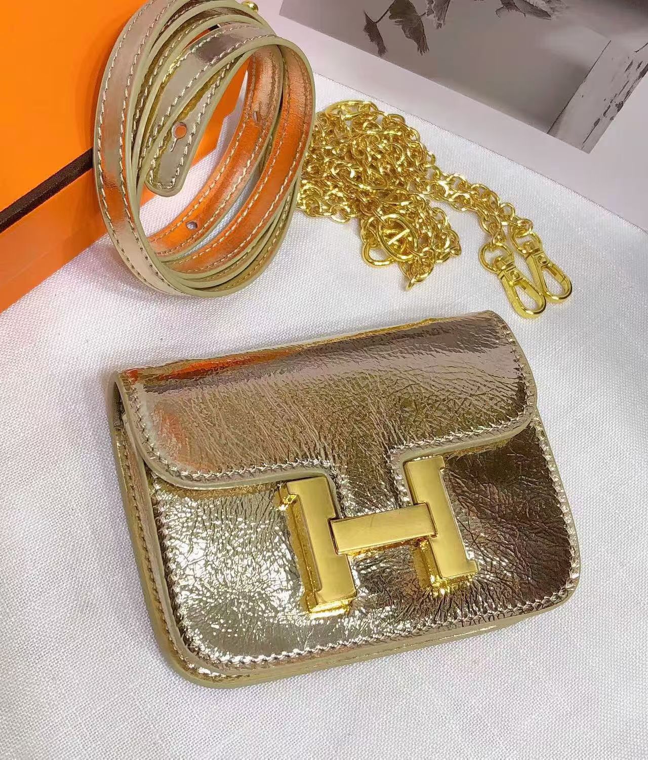 H collection - Mini H lock WOC, leather