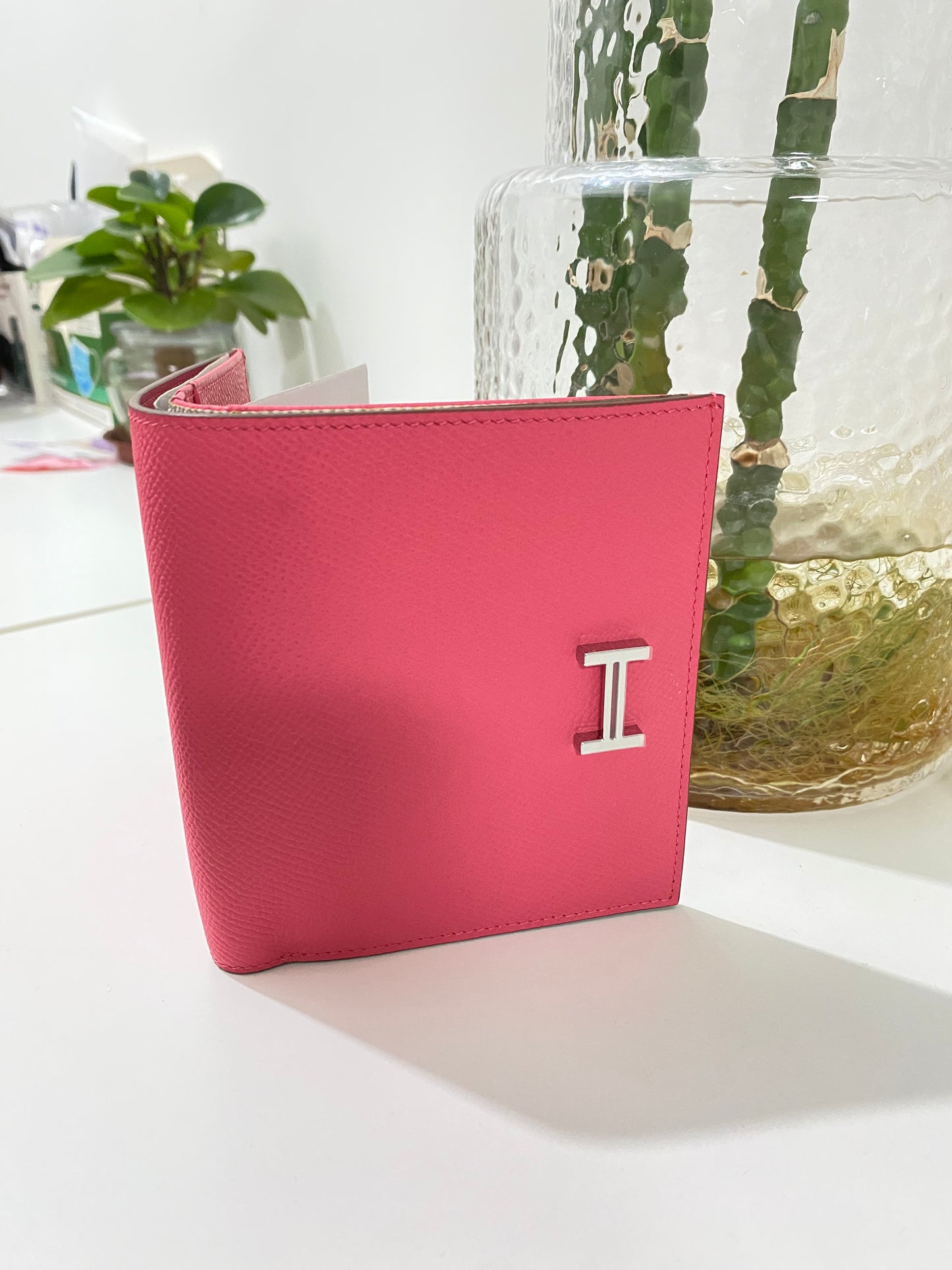H collection- Short wallet