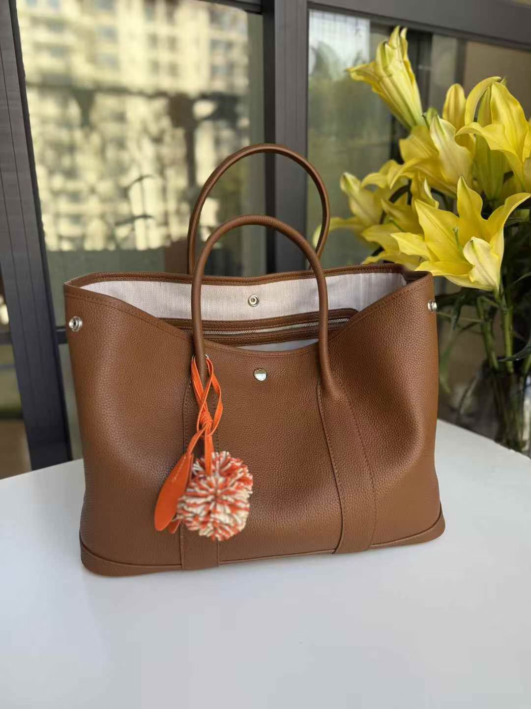 H collection- Leather GP