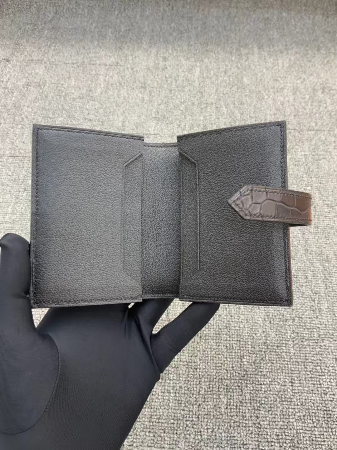 H collection- Handmade card holder