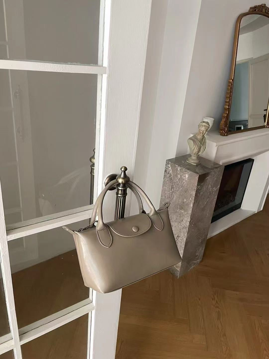 Korea product- Leather Dumping bag