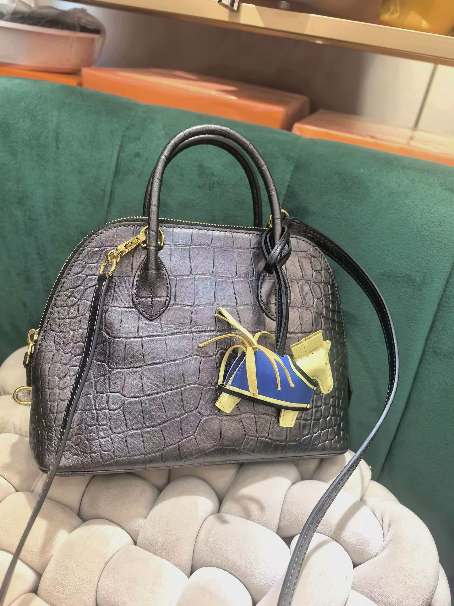 H collection-Crocodile Bolide 25