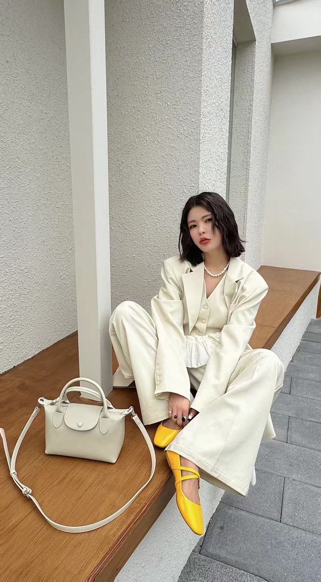 Korea product- Leather Dumping bag
