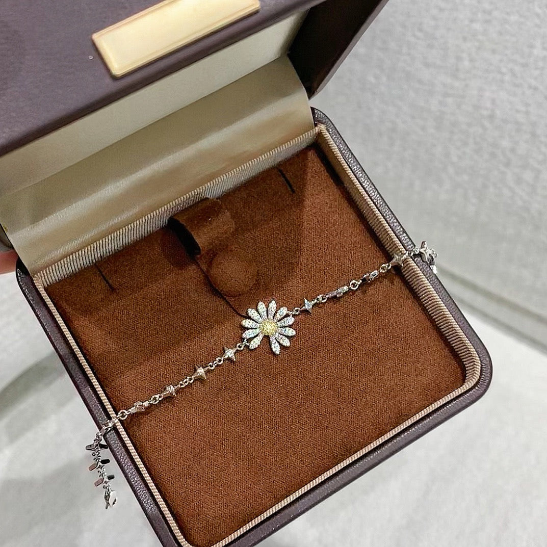 925 Sliver bracelet 菊花鑽石手鍊
