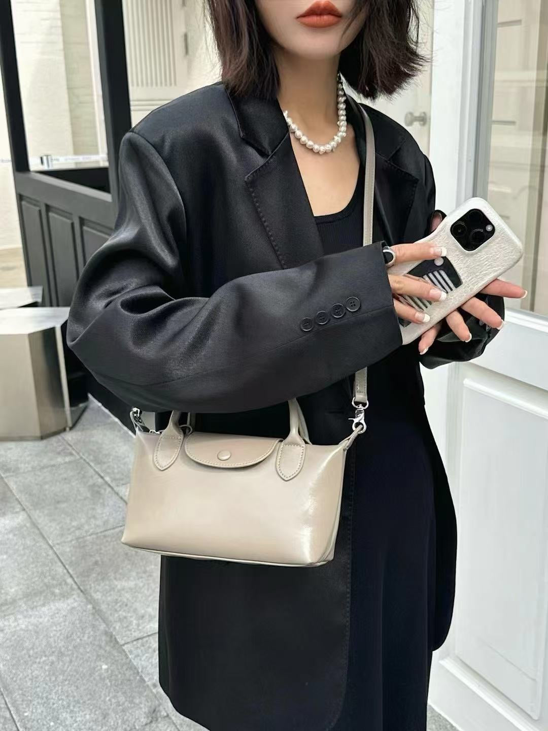 Korea product- Leather Dumping bag