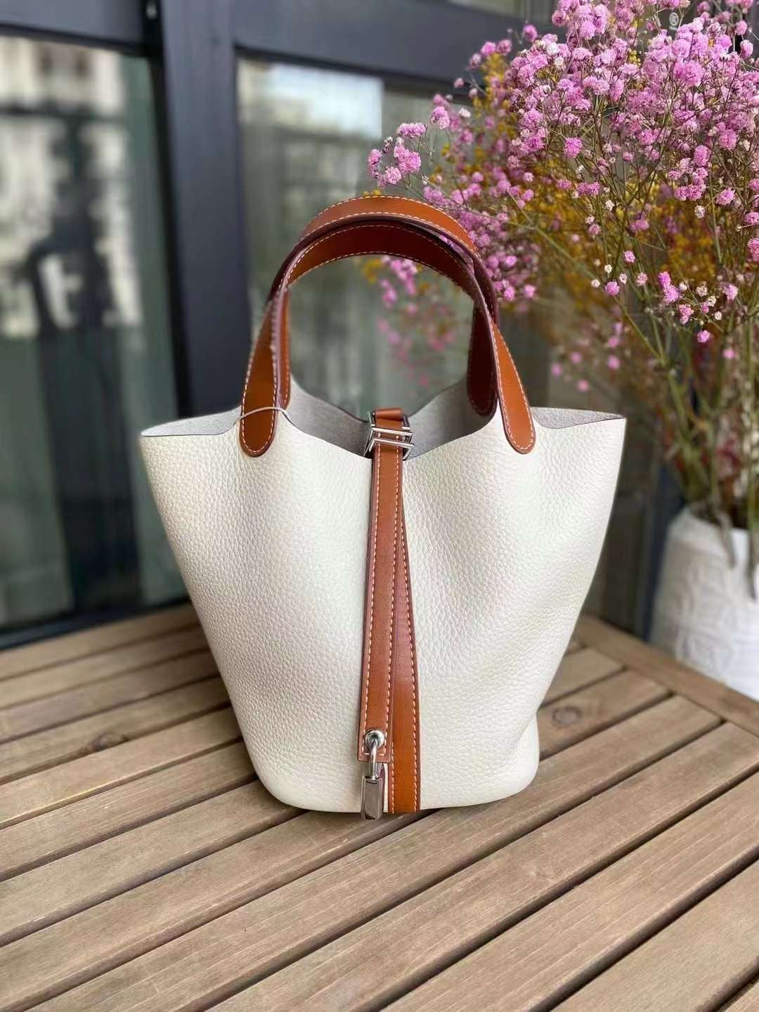 H collection- Korea leather bucket (pic style)