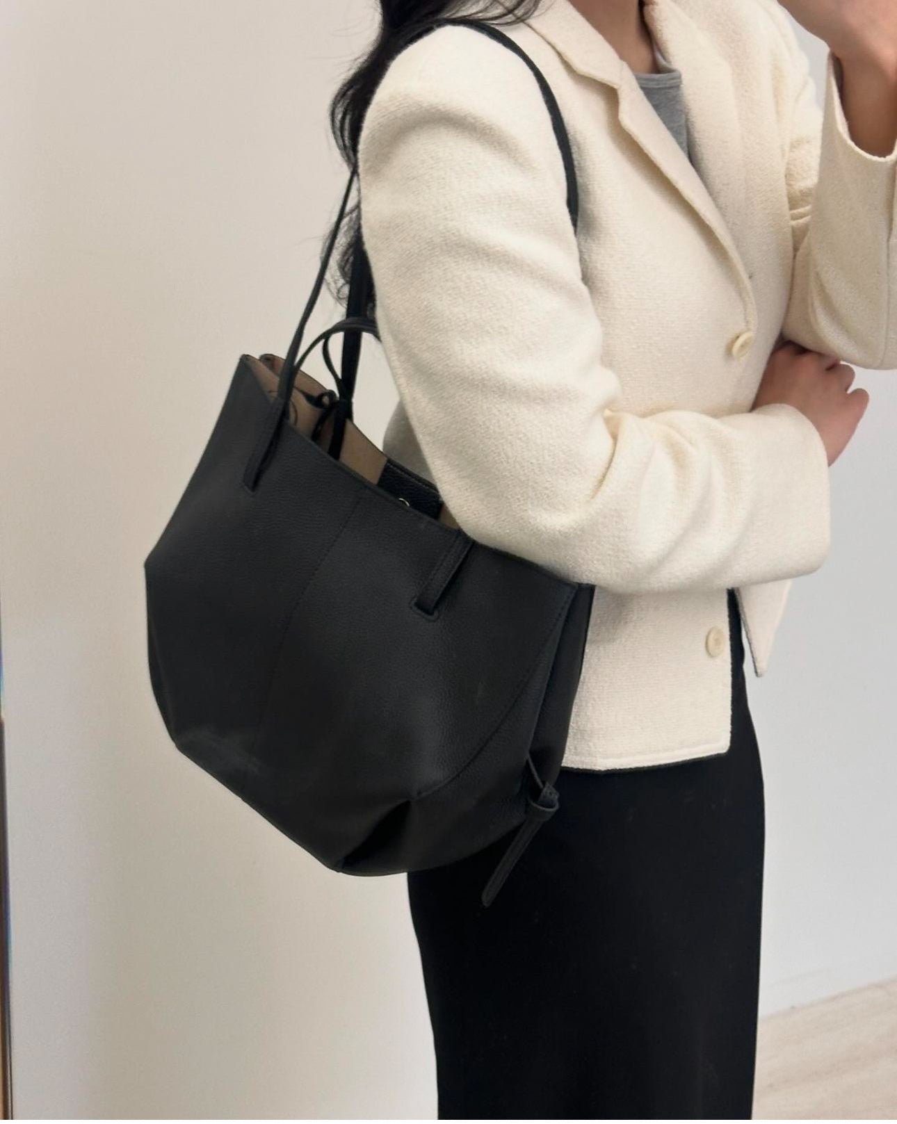 Leather tote