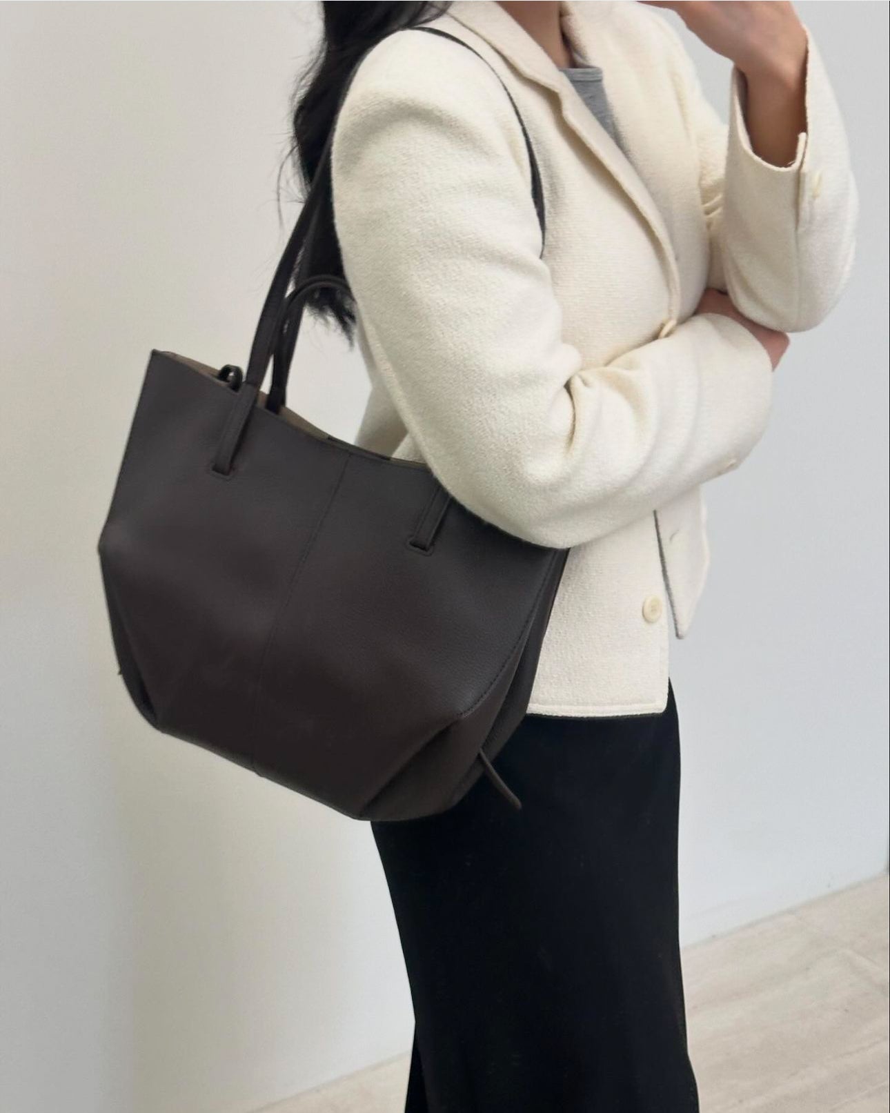 Leather tote