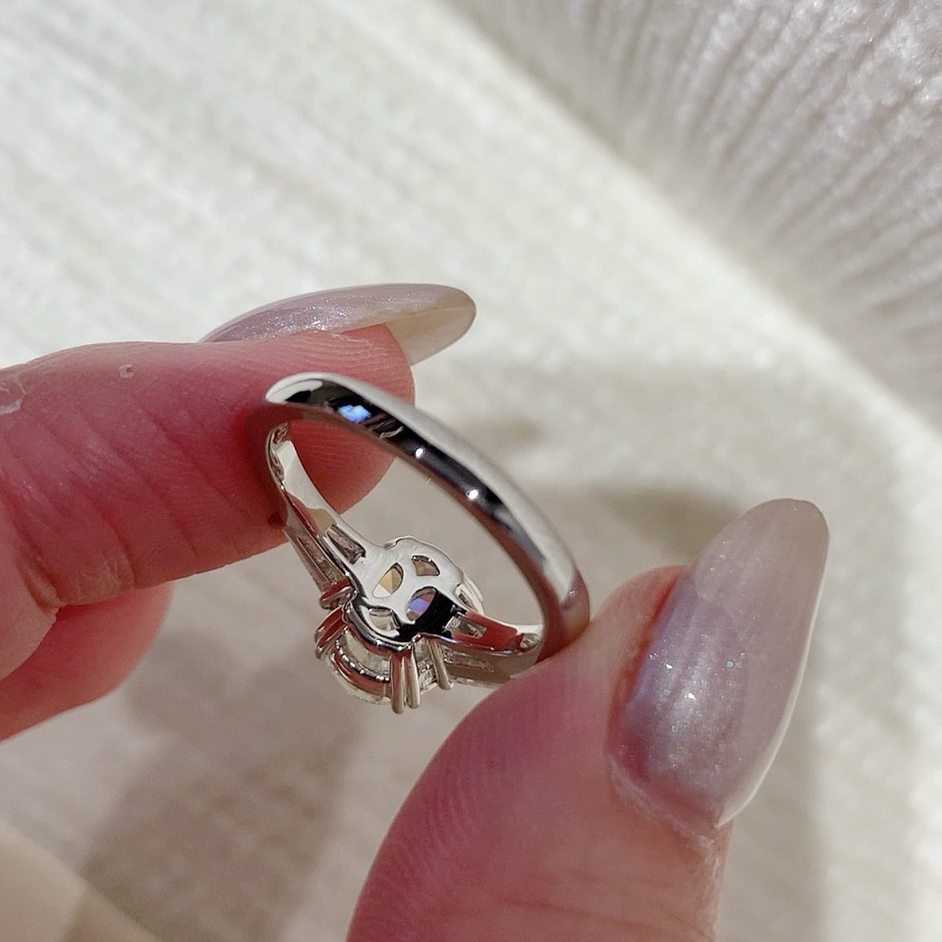 925 Sliver Ring戒子 - 三克拉鴿子蛋鑽石八爪