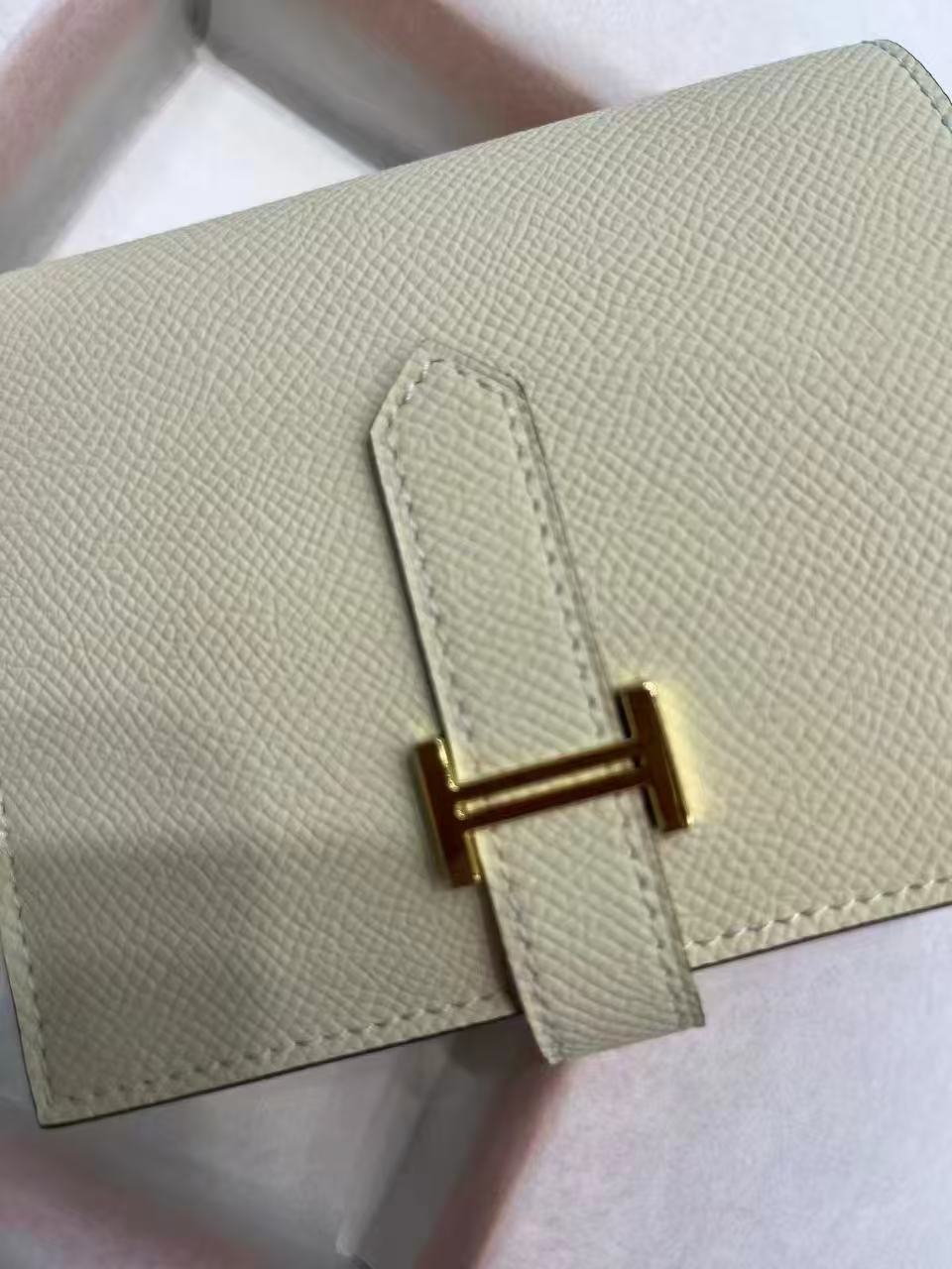 H collection- Short wallet
