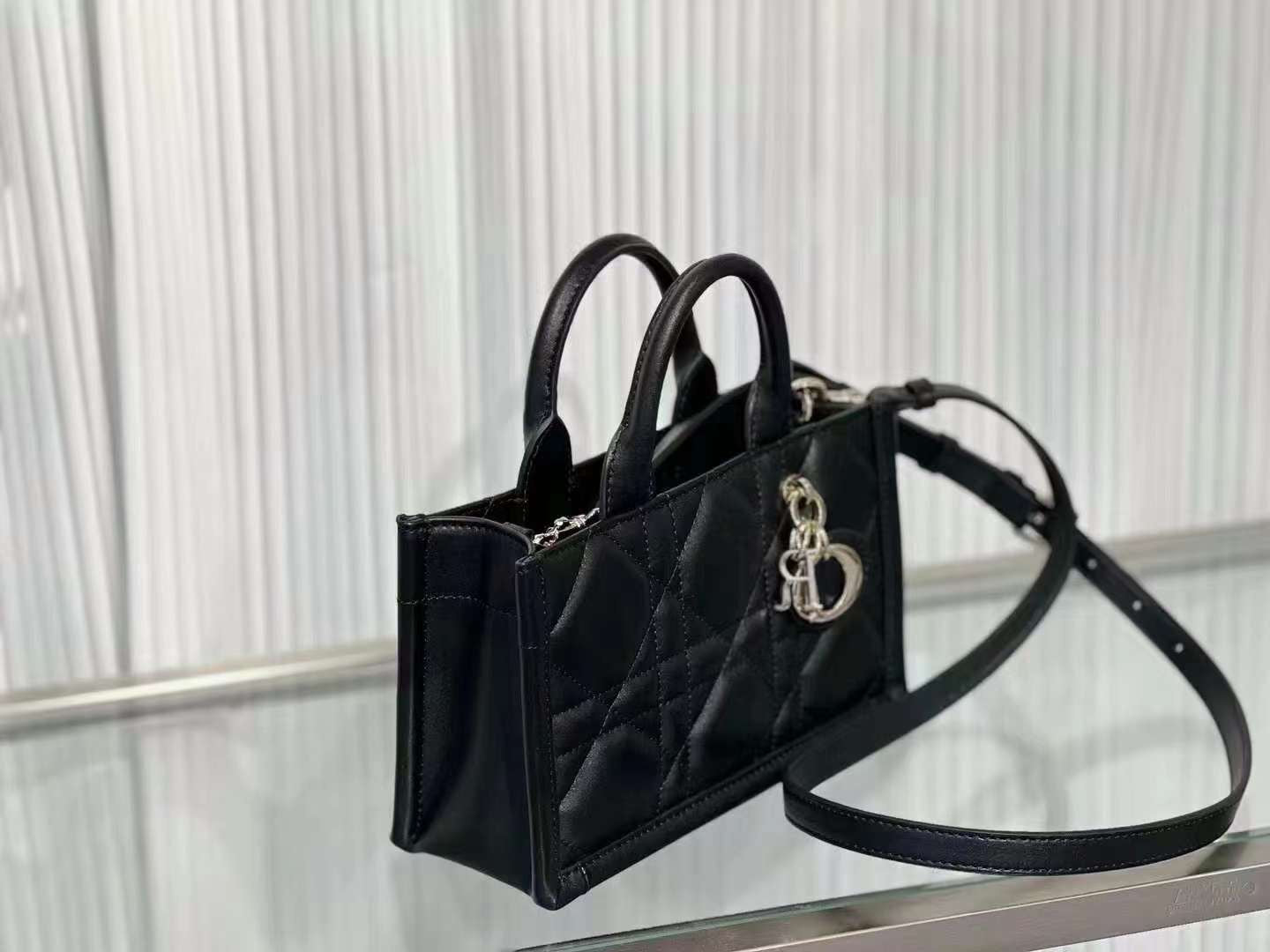 D collection- Mini Tote( 預訂款）