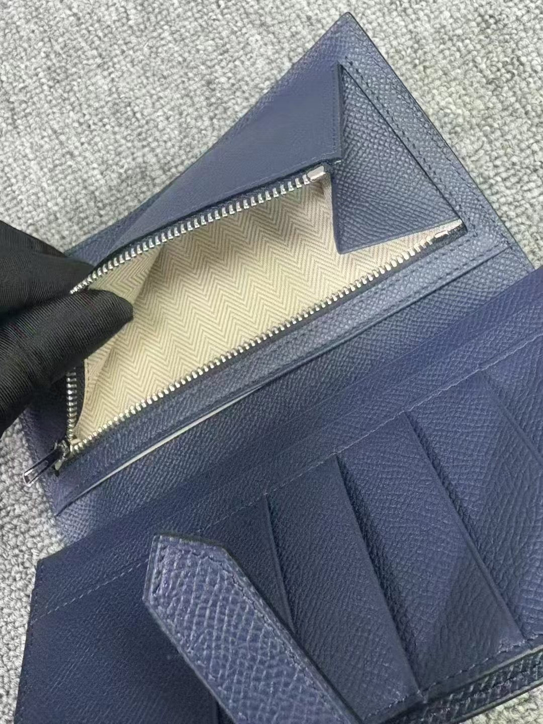 H collection- Long wallet