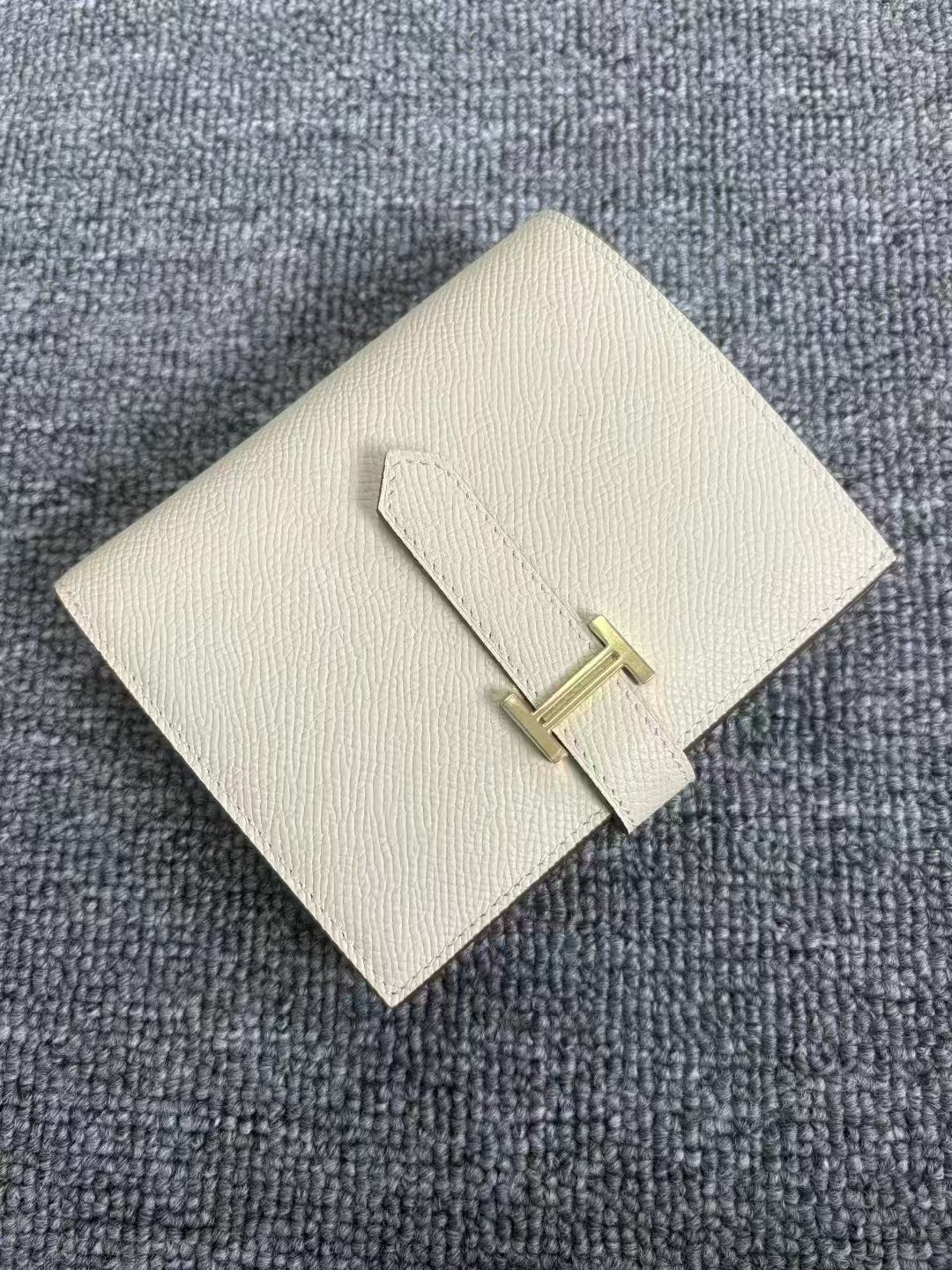 H collection- Short wallet
