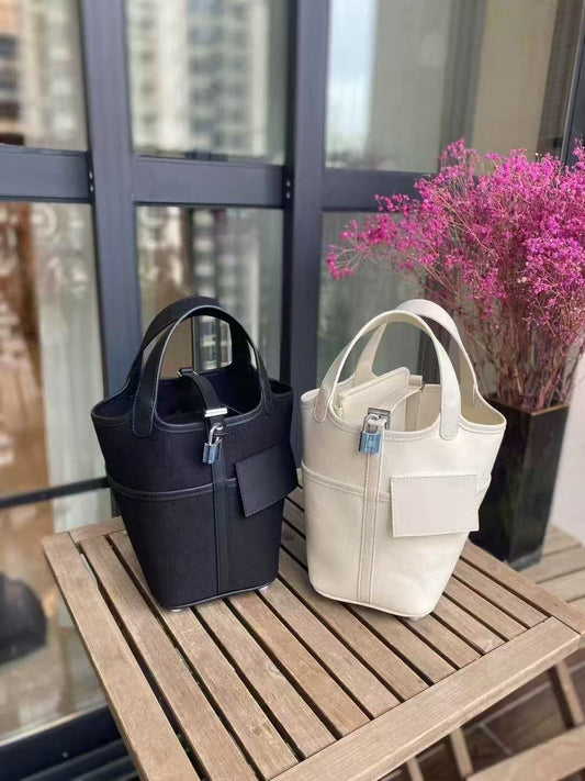 H collection- Pocket 菜藍 18 Swift皮拼帆布