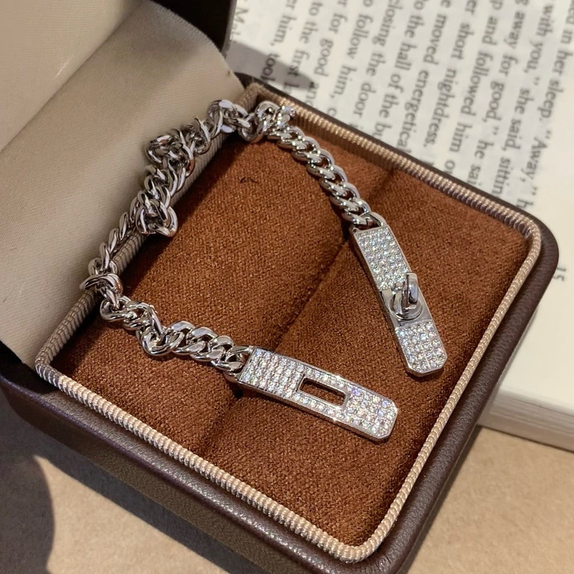 925 Sliver Bracelet - 鎖扣皮帶古巴手鍊