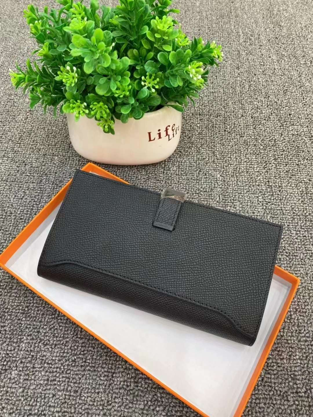 H collection- Long wallet