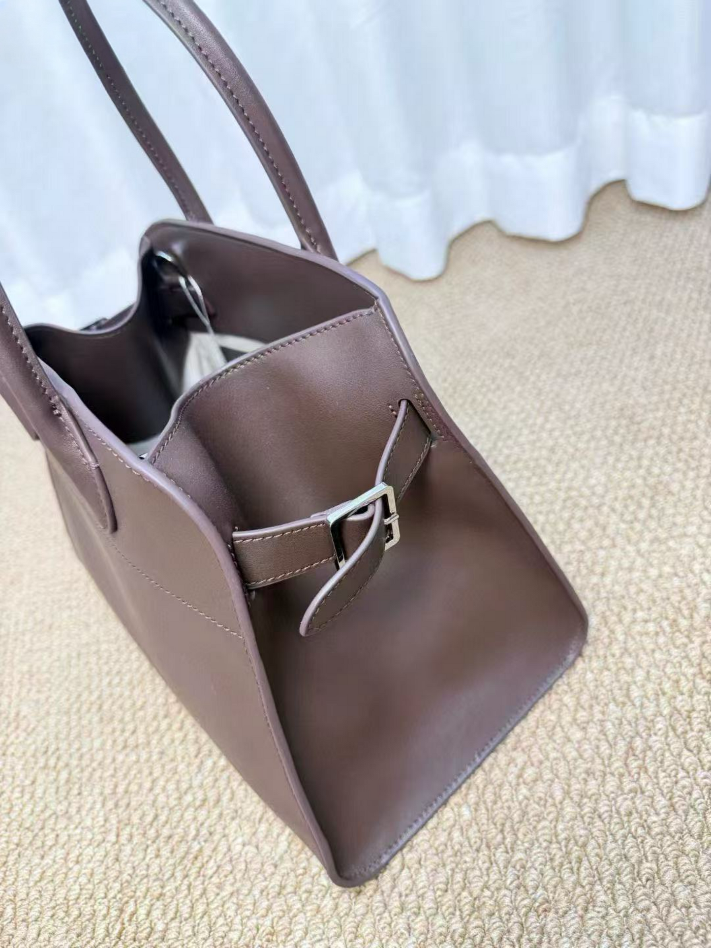 Korea made -Row Tote