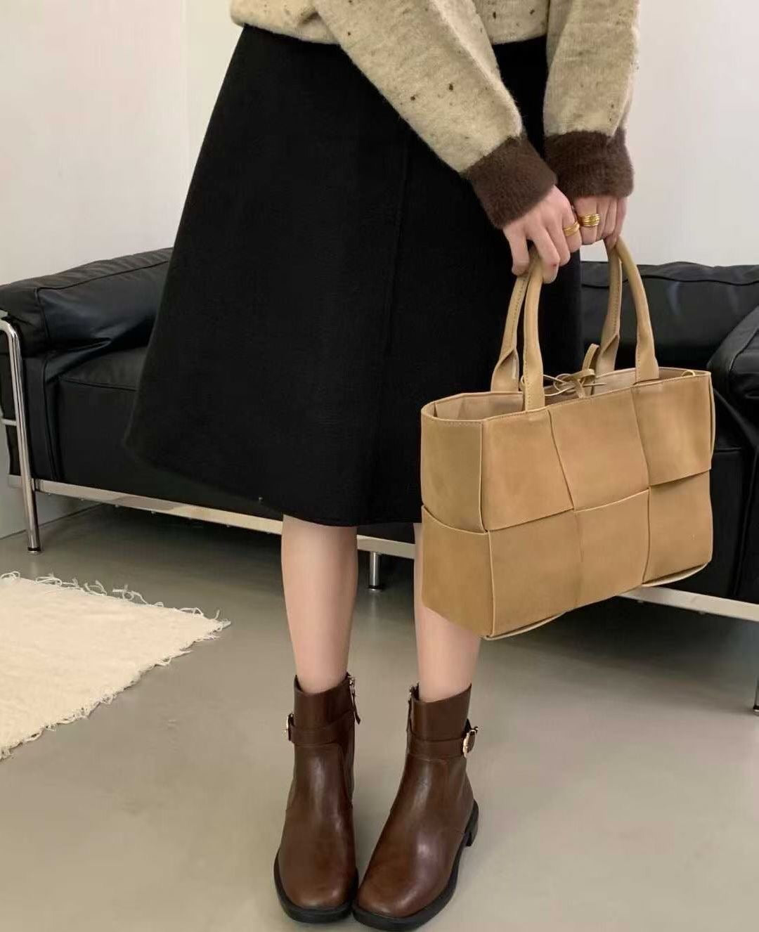 BV collection- Six square Tote