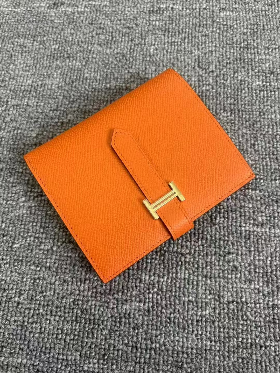 H collection- Short wallet