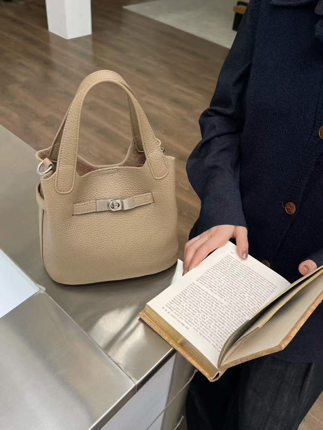 Designer bag- Leather bucket