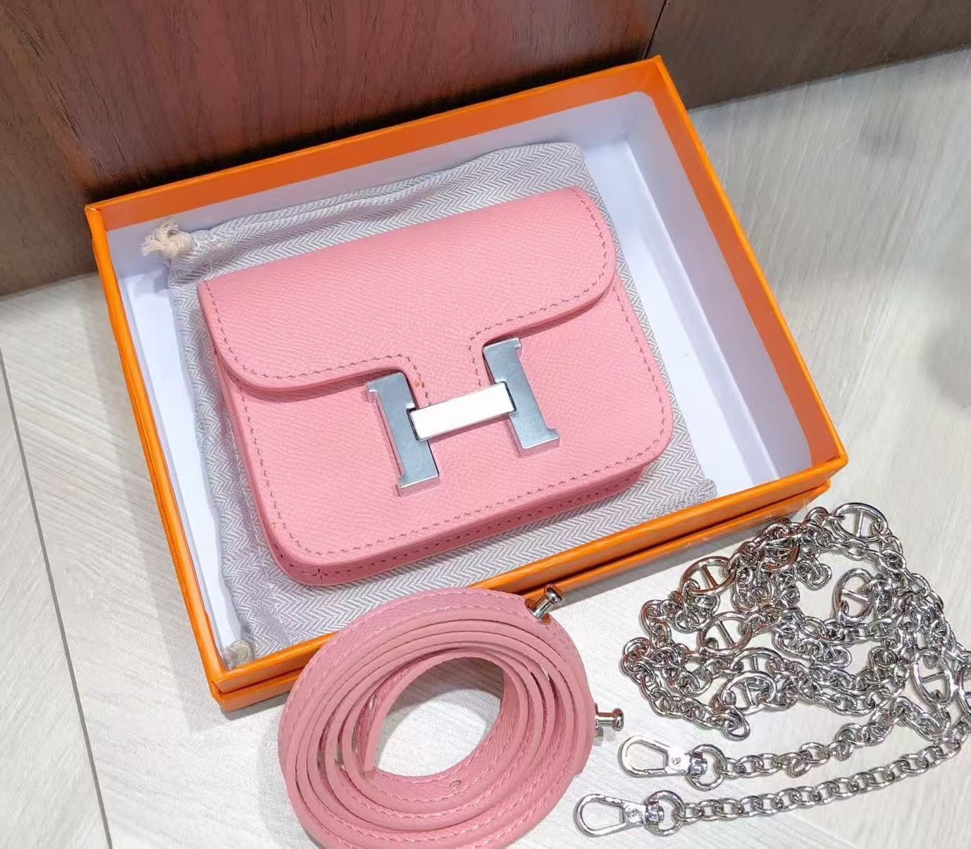 H collection - Mini H lock WOC, leather