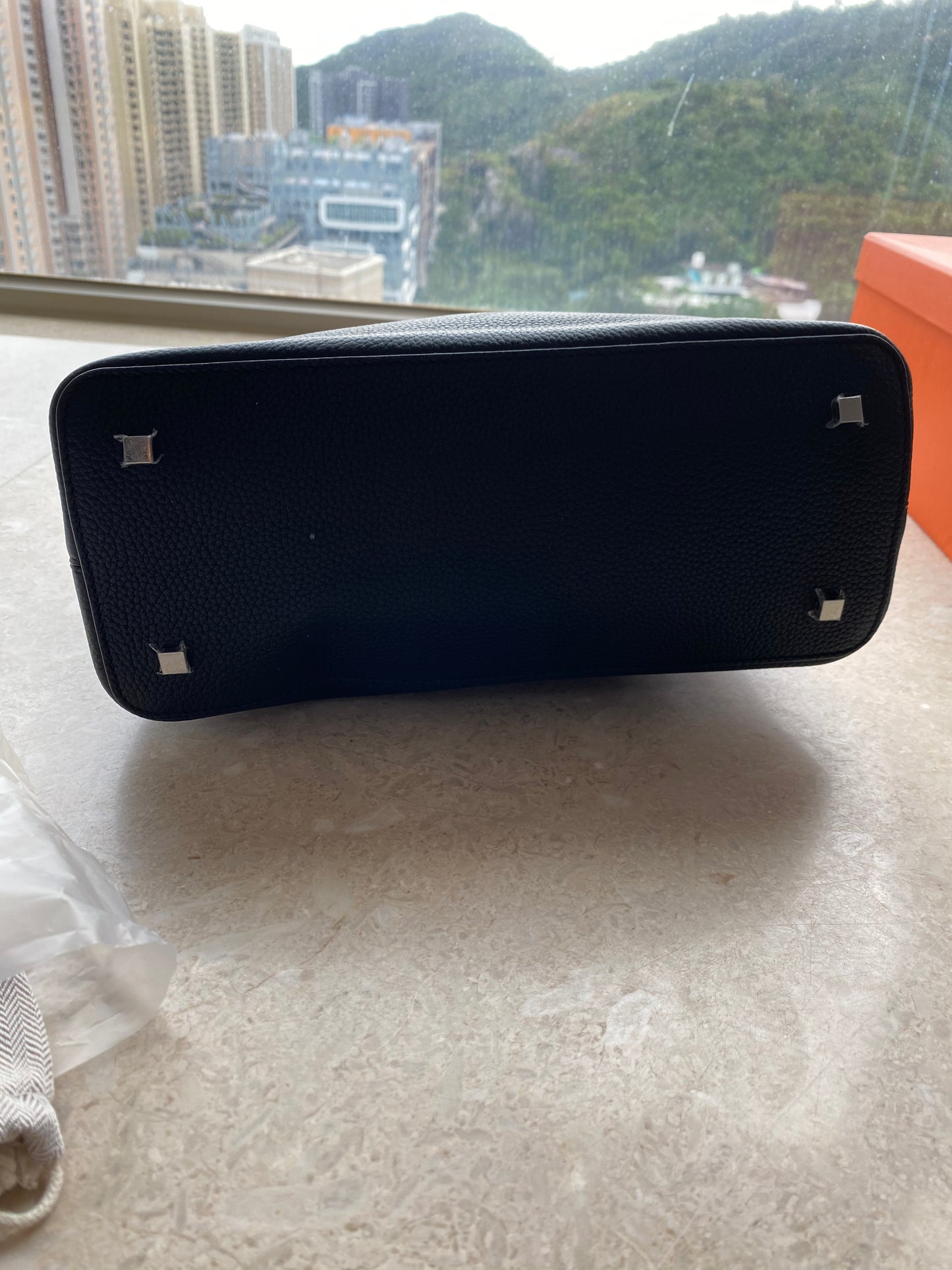 H collection- Medor style