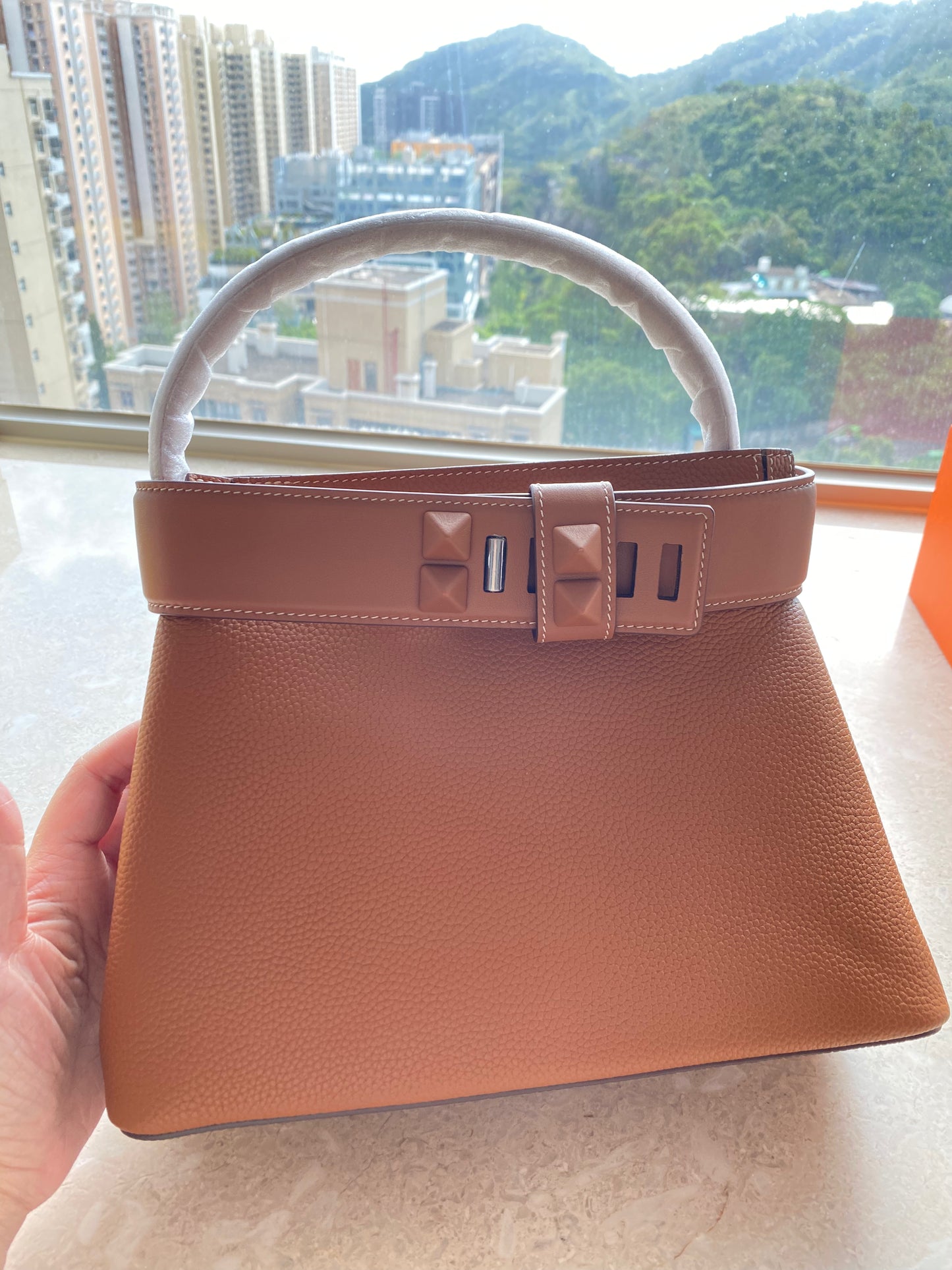 H collection- Medor style