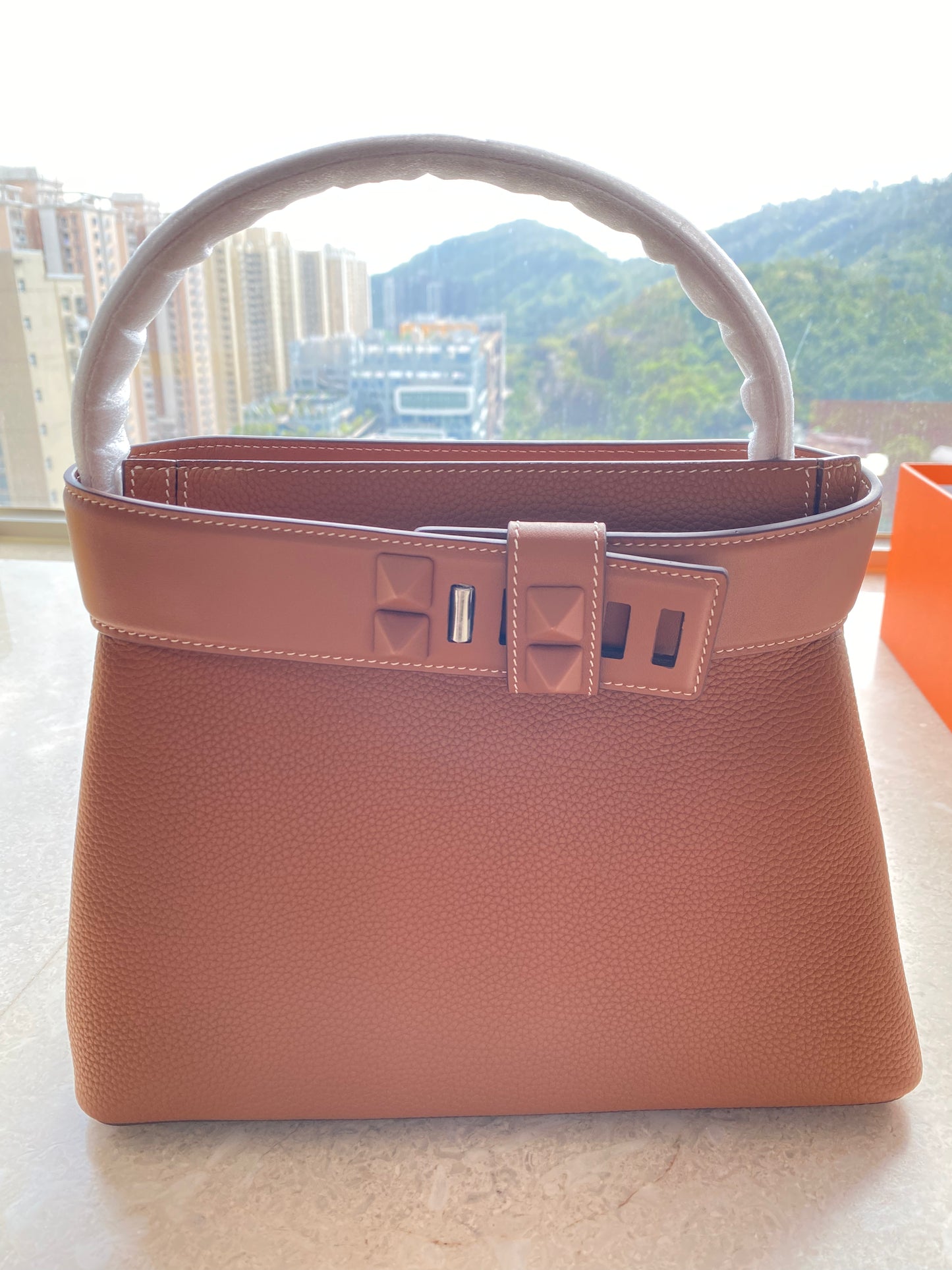 H collection- Medor style