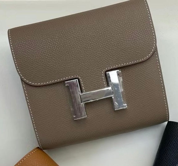 🇰🇷Korea Product-🇰🇷 H lock wallet （no brand & logo