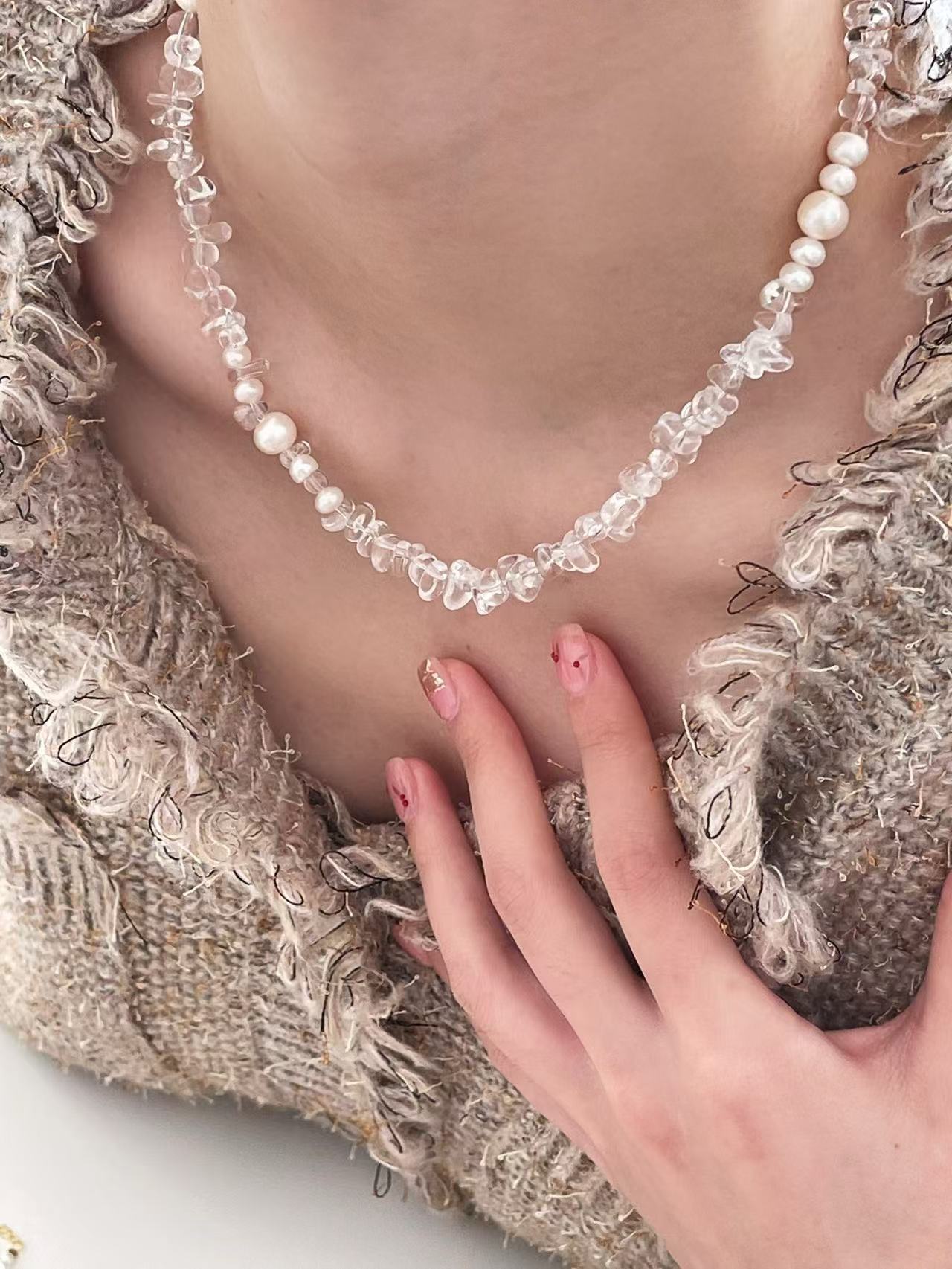 Crystal- White crystal pearl necklace